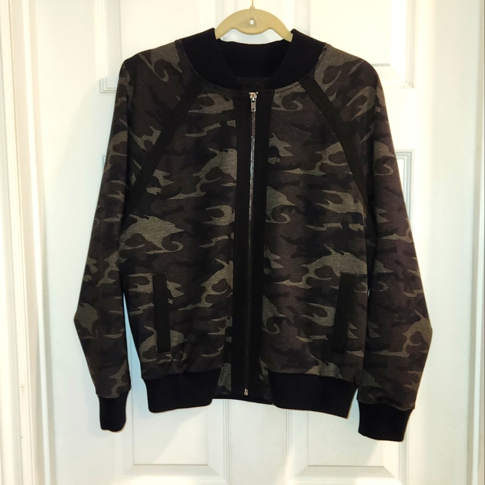 NWOT Liverpool Camo Bomber Jacket - L